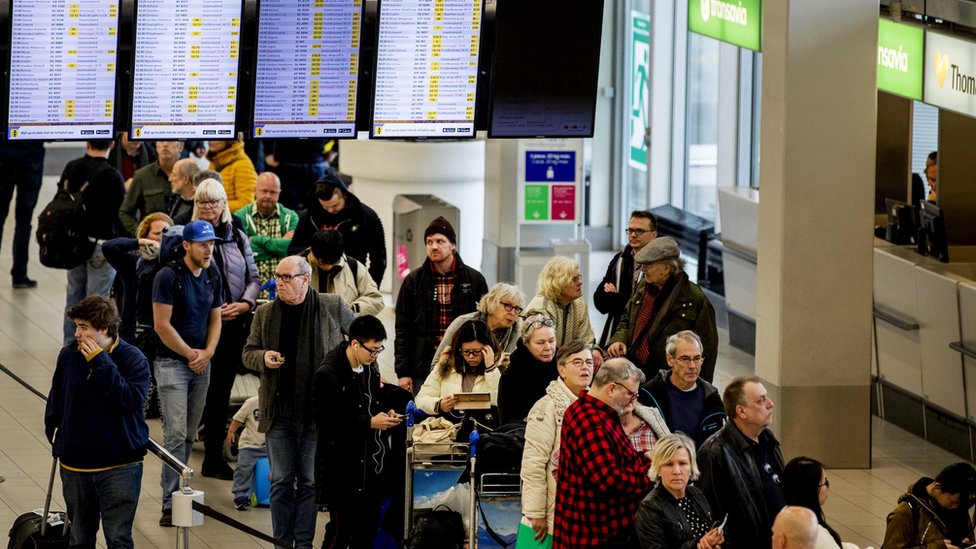 Schiphol queue, 18 Jan 18