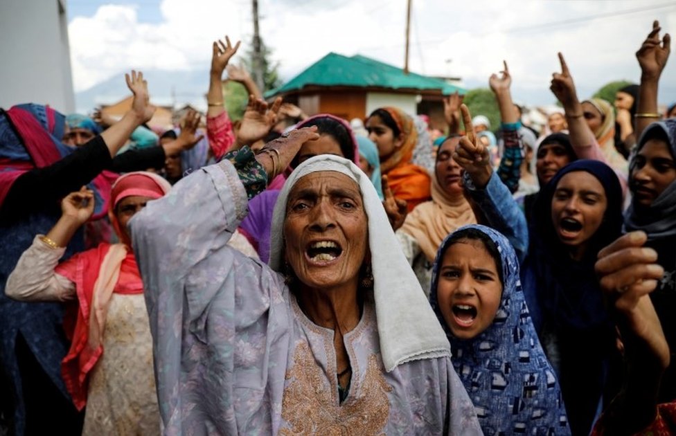 Kashmiri women shout slogans during a protest after the scrapping of the special constitutional status for Kashmir by the Indian government, in Srinagar, August 11, 2019