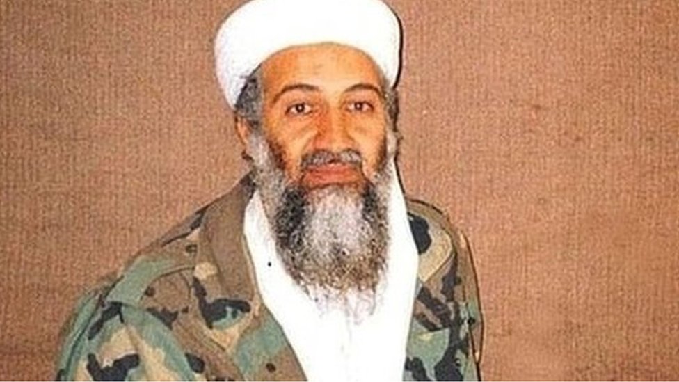 اسامہ بن لادن 2001 میں کابل کے نواح میں