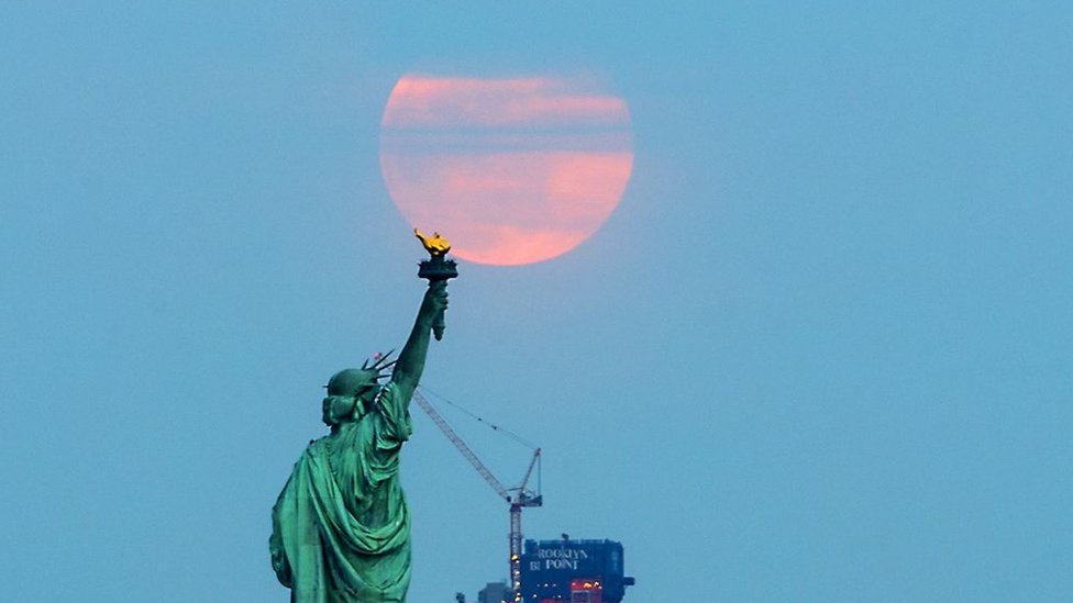 20 مارچ 2019 میں نیویارک سے چاند کا نظارہ