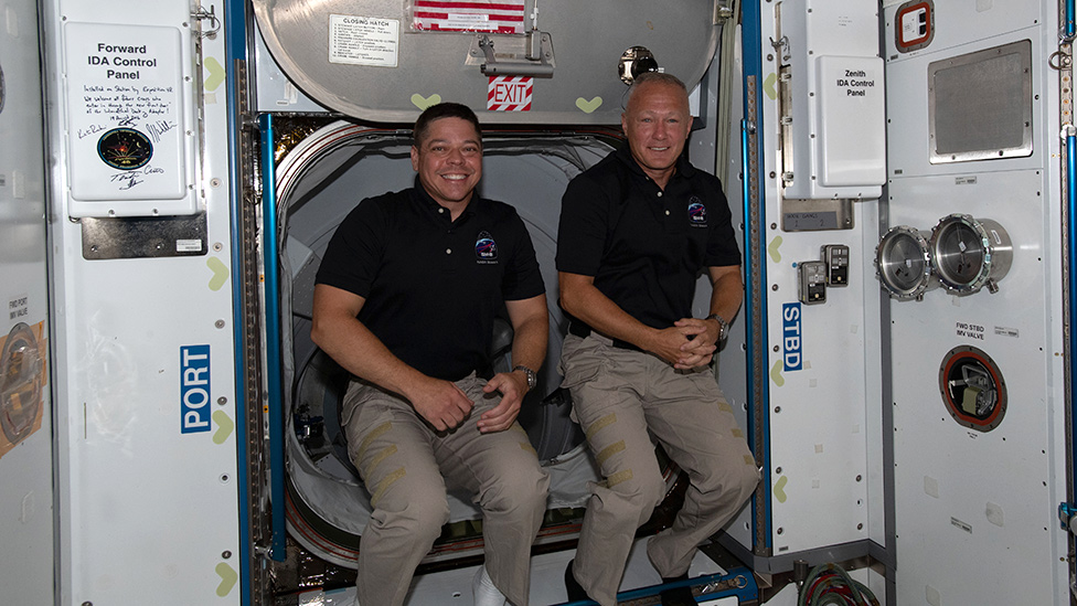 Bob Behnken (L) and Doug Hurley (R)