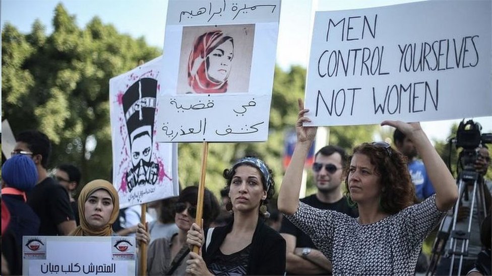 فیمنزم: مصر میں 'خواتین کے حقوق کے لیے انقلاب' کیسے شروع ہوا؟