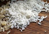 کیا آپ اصلی چاول کھا رہے ہیں؟ صحت کے لیے سخت نقصان دہ نقلی چاولوں کی پہچان کا طریقہ