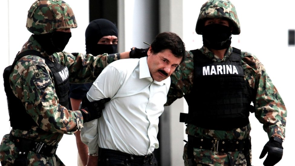 گوزمین کو میکسیکو کی پولیس نے گرفتار کیا