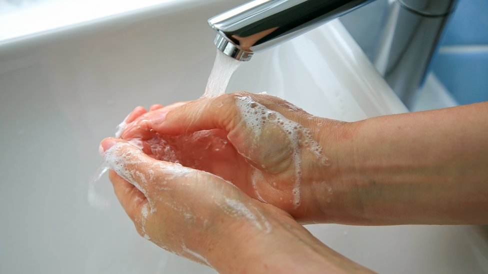 ہاتھ دھونا