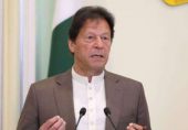 کیا عمران خان کو اپنی حکومت قائم رہنے کا واقعی یقین ہے؟