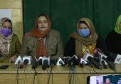 انڈیا کا زیرانتظام کشمیر: سابق عسکریت پسندوں کی پاکستانی بیویوں کا سفری حقوق نہ ملنے کی صورت میں ایل او سی کی جانب مارچ کرنے کا اعلان