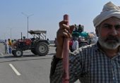 بھارتی کسان نئے زرعی قوانین کو اپنی بقا کے لیے خطرہ کیوں قرار دے رہے ہیں؟