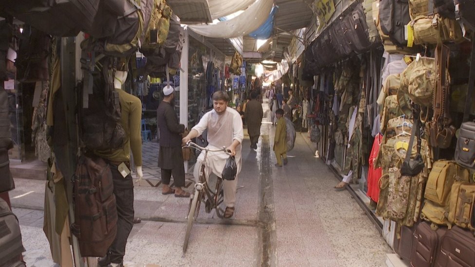 کابل ڈائری، کابل، بش بازار، شاپنگ، طالبان
