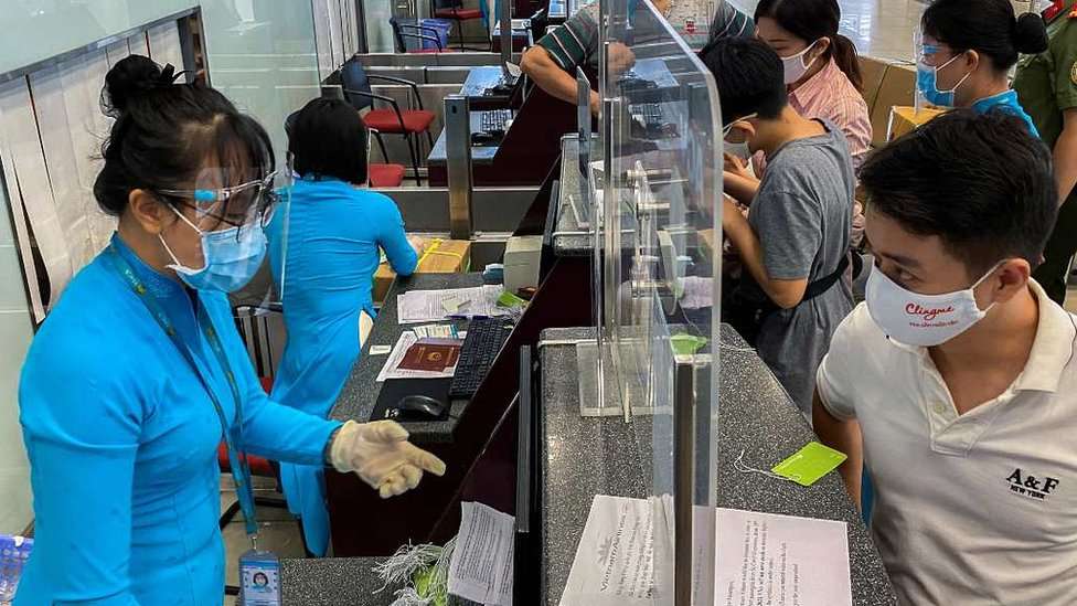 Hanoi airport check in terminals