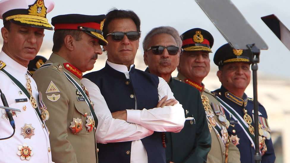 خان اور جرنیل