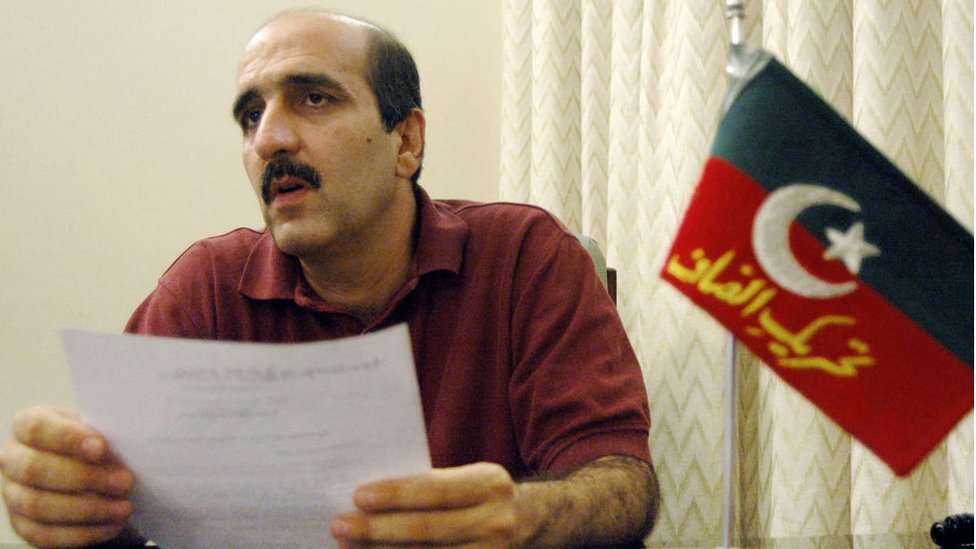 اکبر ایس بابر 2004 میں