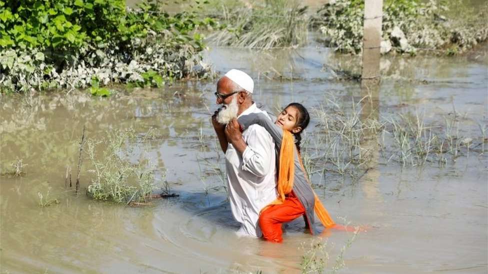سیلاب، پاکستان، چارسدہ
