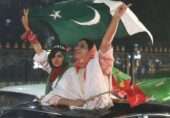 عمران خان کی تحریک انصاف کا ’ممکنہ لانگ مارچ‘: تحریک انصاف میں پس پردہ کیا چل رہا ہے؟