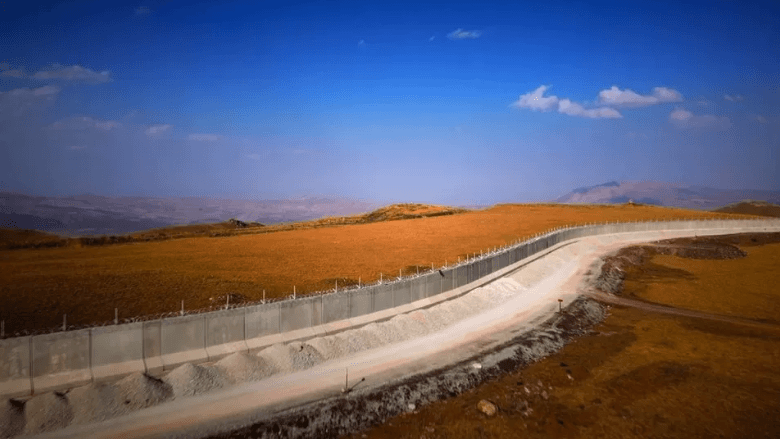 ترکی ایران سرحد پر تعمیر کی گئی دیوار