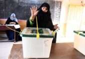 پاکستانی سیاست کا ’لیول پلیئنگ فیلڈ‘: الیکشن میں سیاسی جماعتیں اپنے لیے صاف اور مخالف کے لیے ناہموار میدان کیوں چاہتی ہیں؟
