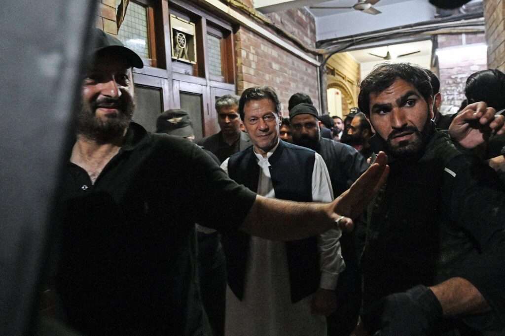 بشریٰ بی بی، عمران خان، توشہ خانہ کیس، سعودی عرب