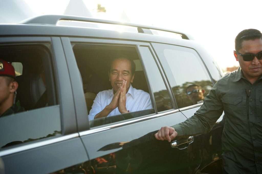 Indonesia's President Joko Widodo leaves a ground breaking ceremony for projects funded by private investors at the new national capital Nusantara in Penajam Paser Utara, Indonesia, on Thursday, 21 September 2023