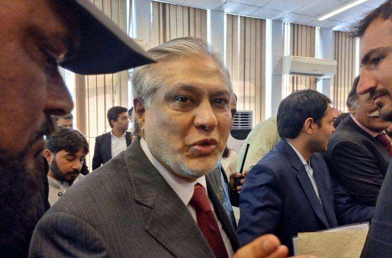 اسحاق ڈار