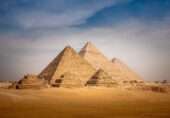 دنیا بھر کے ماہرین آثار قدیمہ اہرام مصر کے ’بحالی منصوبے‘ کی مخالفت کیوں کر رہے ہیں؟