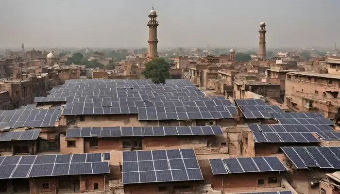 سولر پینل لگانے والوں پر ٹیکس عائد کرنے کی تجویز
